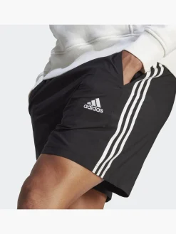 AEROREADY Essentials Chelsea 3-Streifen Shorts